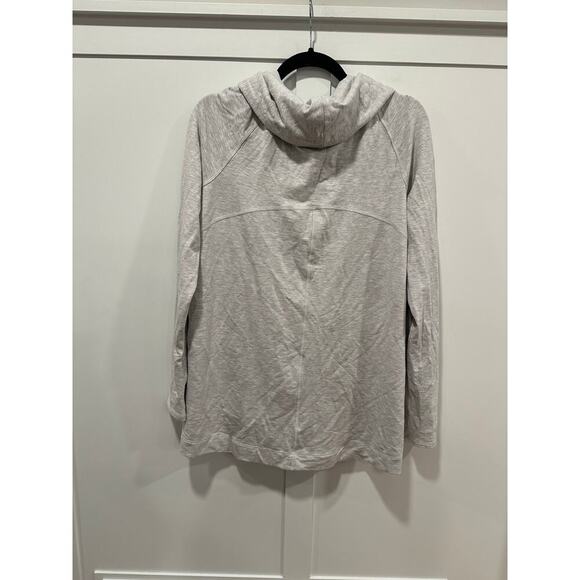 Lululemon Coast Easy Wrap Size 8 - Picture 2 of 9